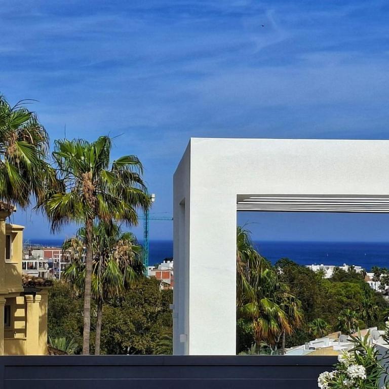 Villa close to the beach sea views - Villa - 79
