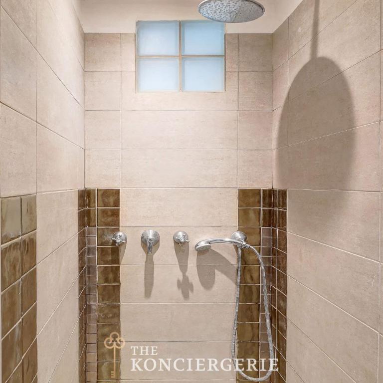 Sejour Authentique au Coeur de Montmartre - Appartement - 9