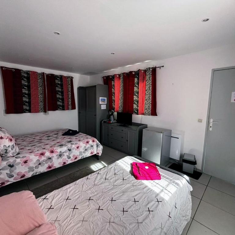 ZF IMMERSION - Chambre Double avec Lit d'Appoint - 3