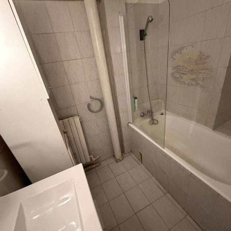 Appartement parking gratuit à 8 min de la mer - Apartment mit 2 Schlafzimmern - 6