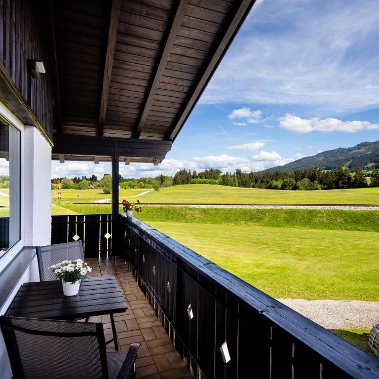 Ferienwohnung Bergnah Oy Mittelberg - Apartment mit 1 Schlafzimmer - 1