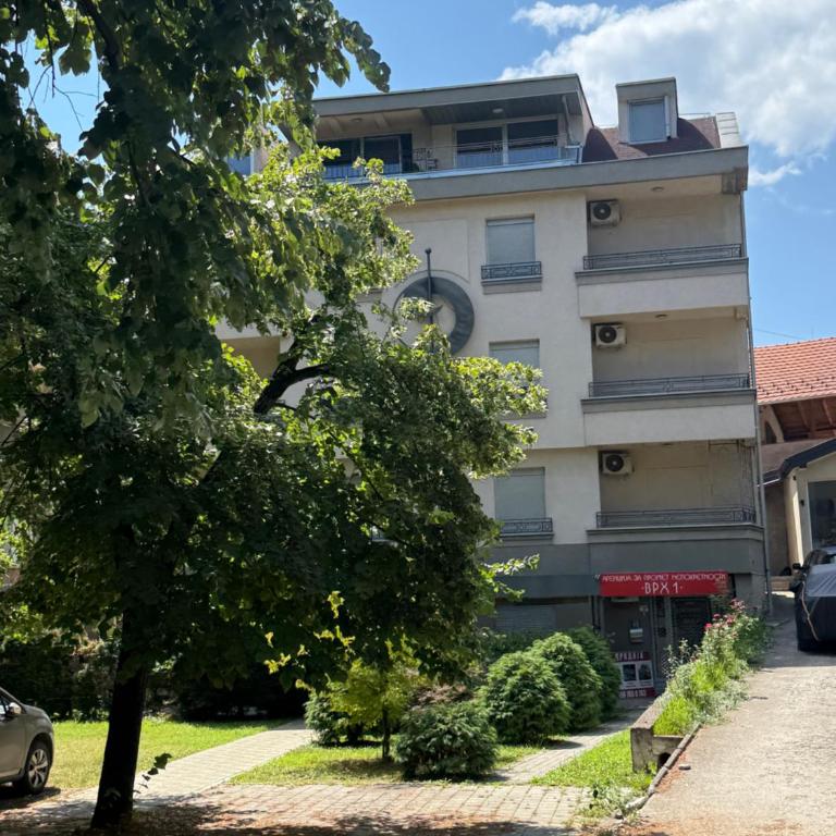 Apartman 7 with free parking - Apartman sa 1 Spavaćom Sobom i Pogledom na Park - 2