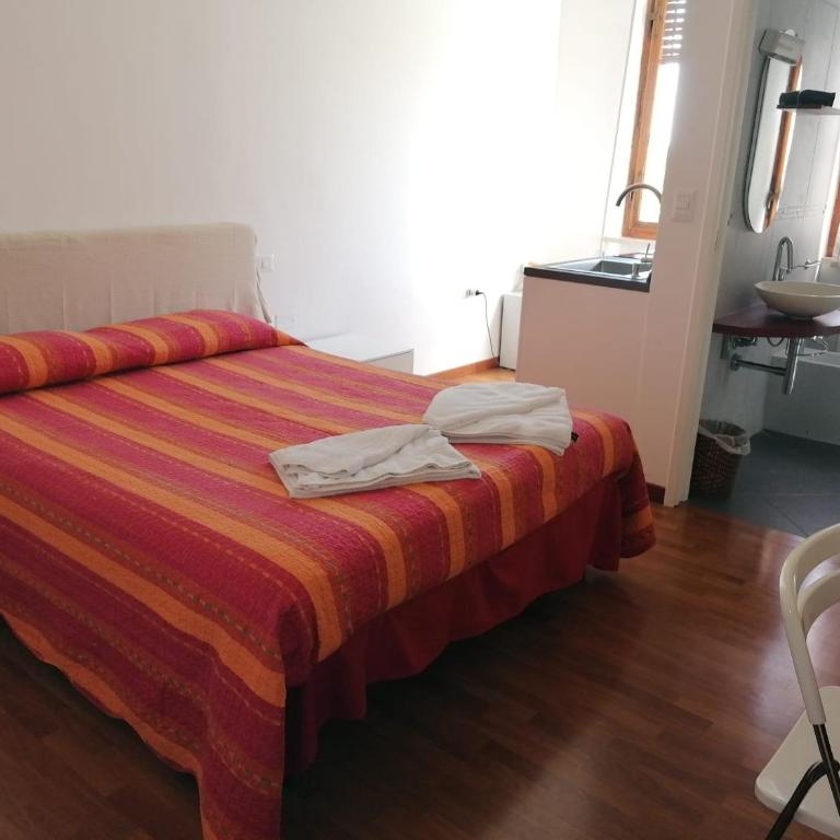 Villa Aurora Rooms for rent - Camera Matrimoniale con Bagno Privato - 2