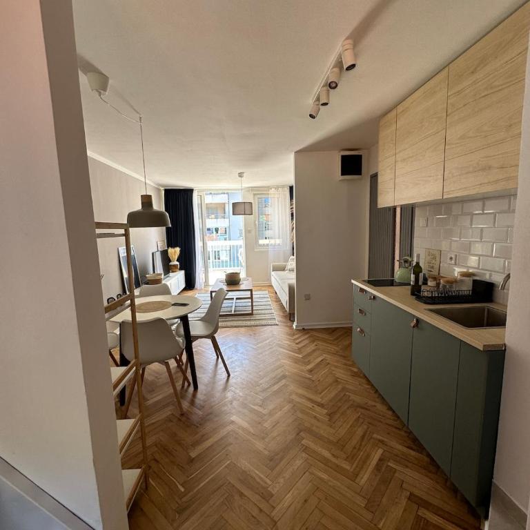 Cozy duplex apartment in Budva - One-Bedroom Apartment - 4