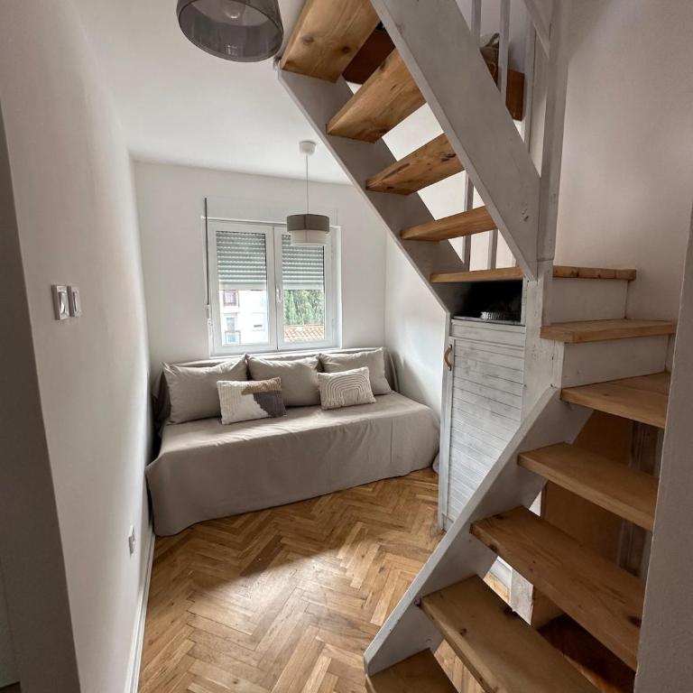 Cozy duplex apartment in Budva - One-Bedroom Apartment - 10