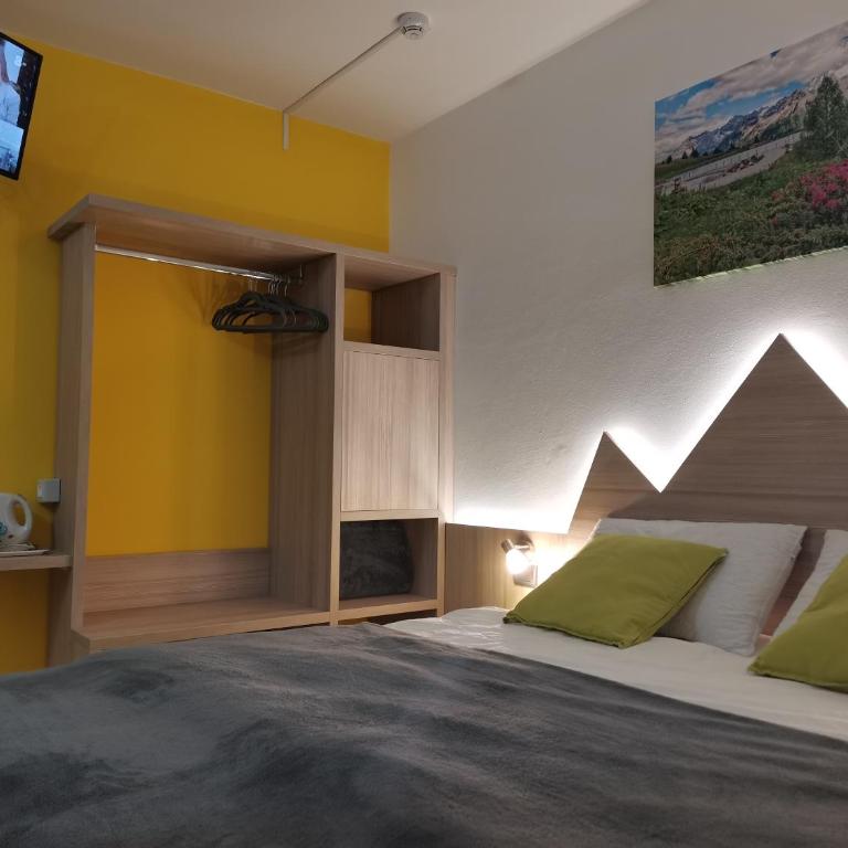 Alpencolor Hotel Tonale - Camera Deluxe - 3