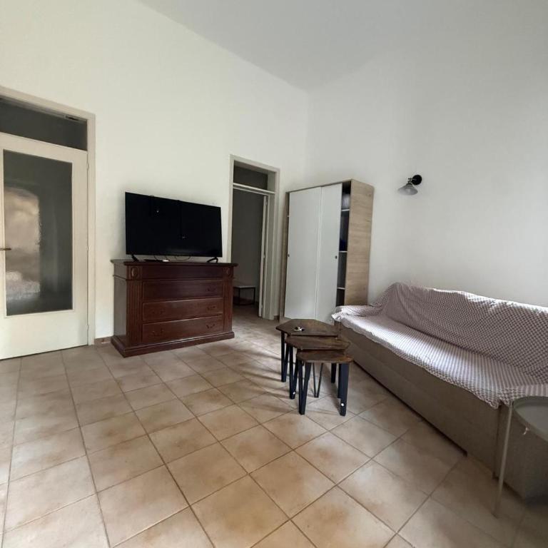Lava House 11 - Two-Bedroom Apartment - 1