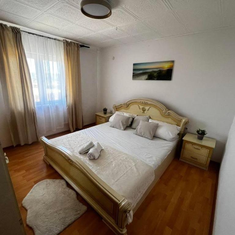 Garden apartman - Kuća sa 2 Spavaće Sobe - 1