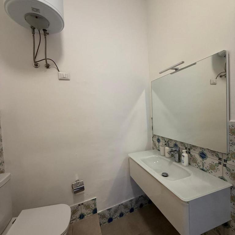 Lava House 11 - Two-Bedroom Apartment - 5