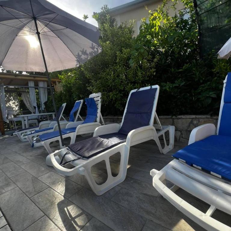 Garden apartman - Kuća sa 2 Spavaće Sobe - 8