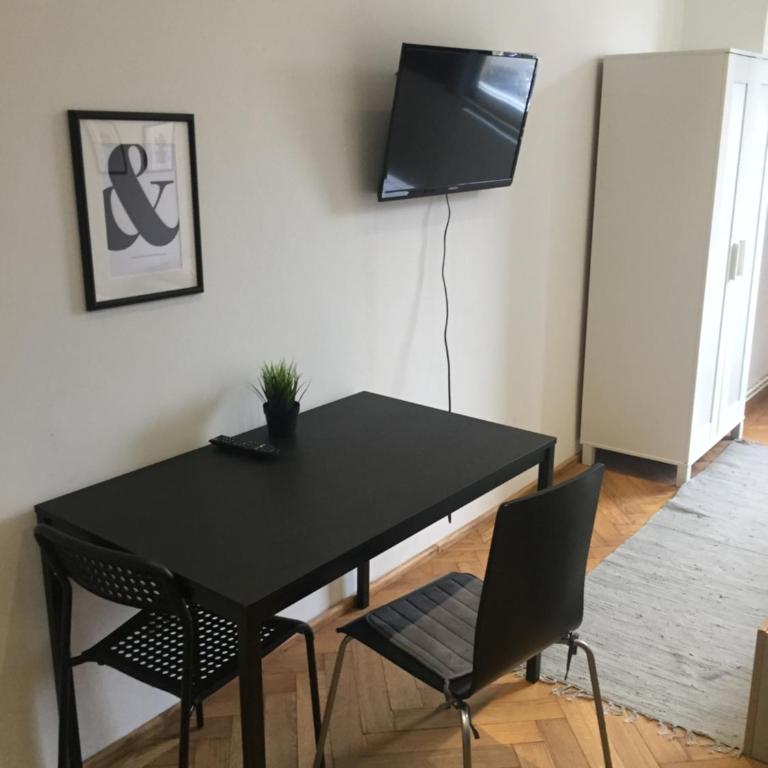 P63 City Rooms Nürnberg Center - Vierbettzimmer - 8