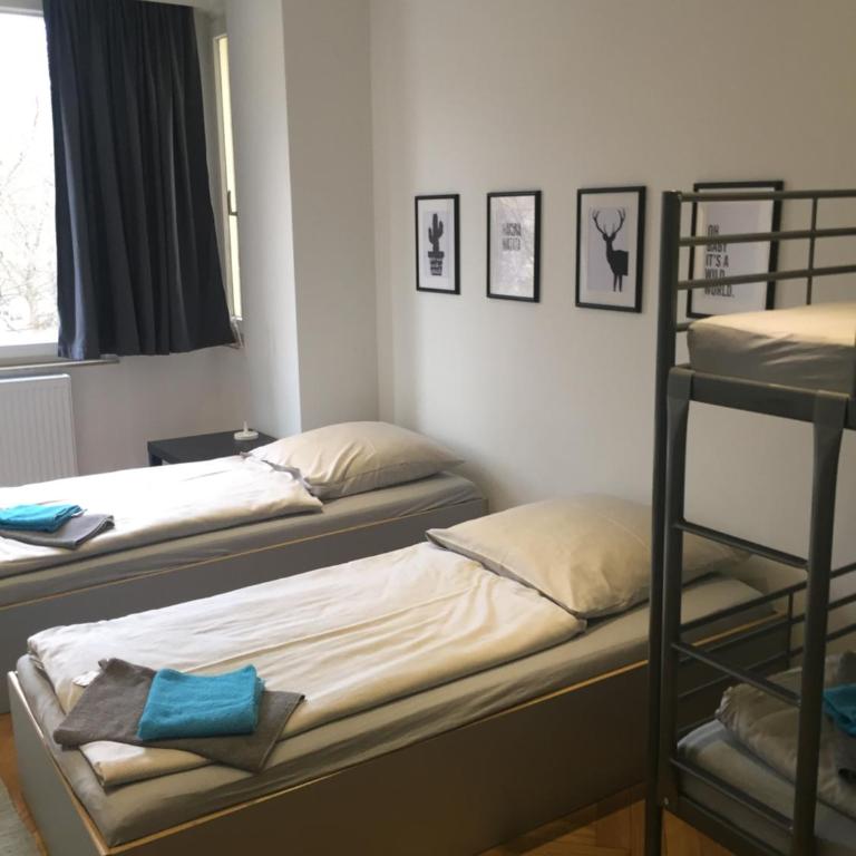 P63 City Rooms Nürnberg Center - Vierbettzimmer - 9