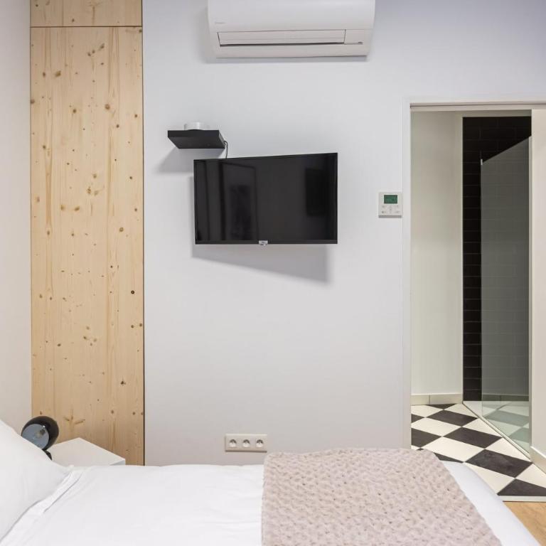 Charmant studio climatisé Bordeaux centre - Appartement - 9