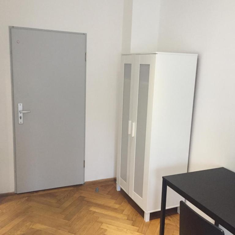 P63 City Rooms Nürnberg Center - Familienzimmer - 9