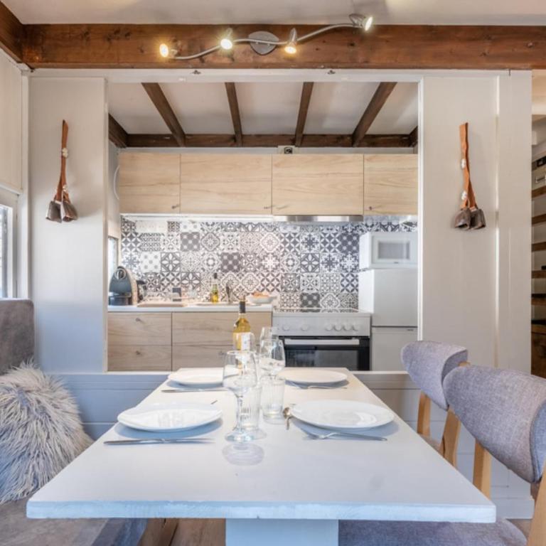 Beautiful Apt near the Grands Montets slopes - Apartment - 2