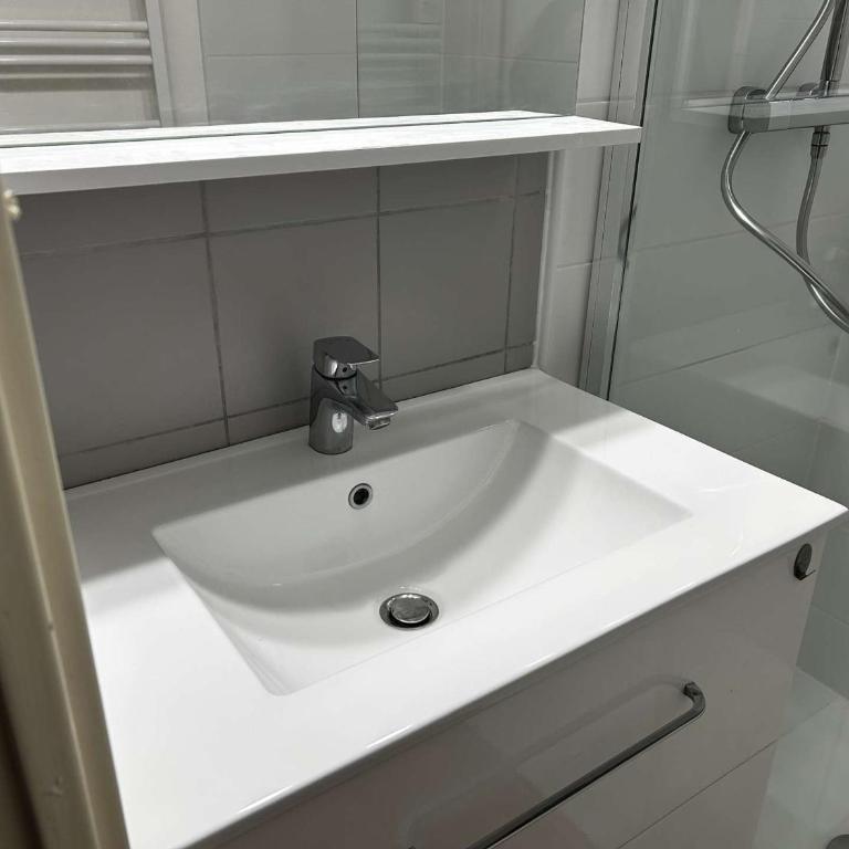 Studio Climatisé 4 Pers au Grau-du-Roi - FR-1-250-159 - Apartamento (4 adultos) - 19