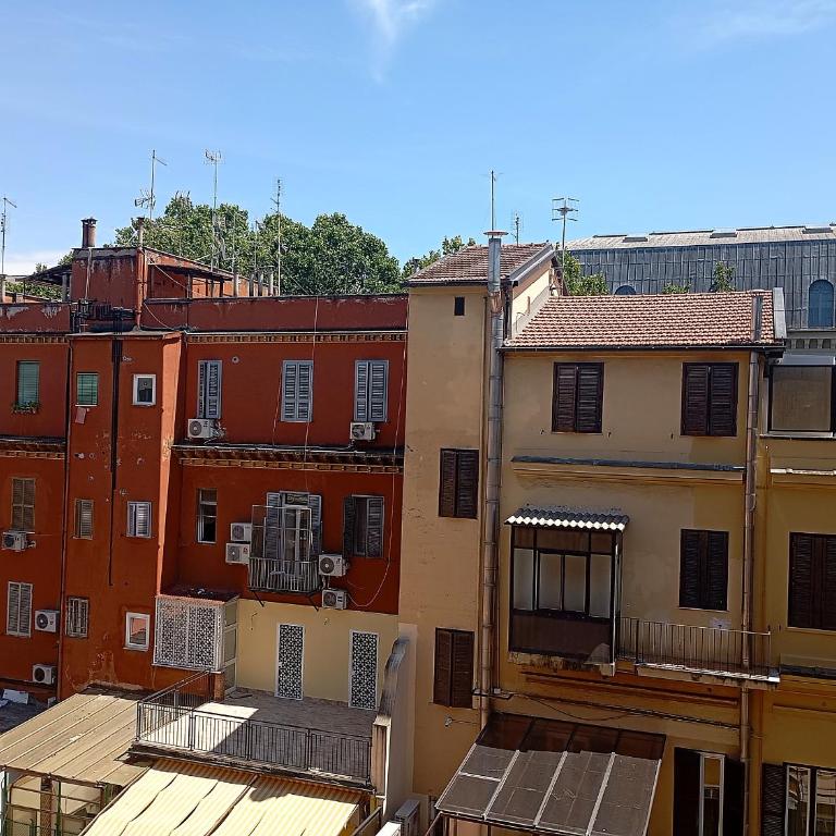 Roma termini Tina Ya B&B - Camera Matrimoniale Budget - 38
