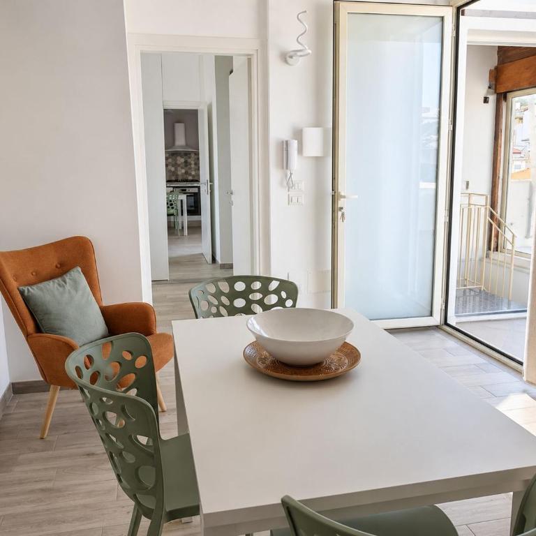 Alloggio Piazza Duca degli Abruzzi - Appartamento con 2 Camere da Letto - 10