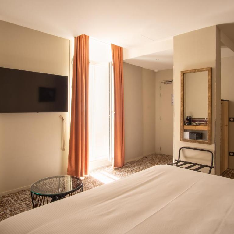 Hotel Frochot Montmartre - Suite Junior avec Terrasse - 2
