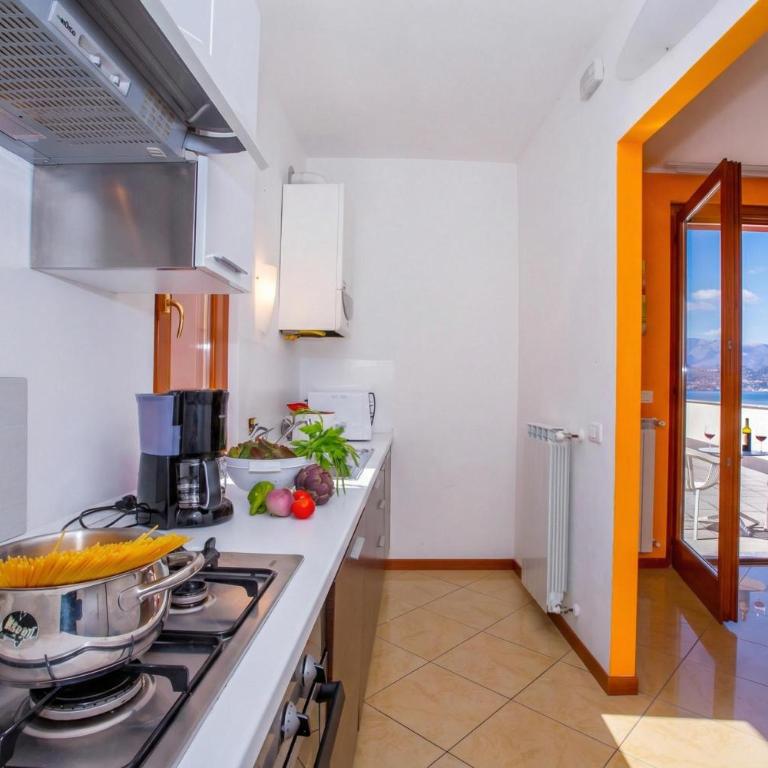 Fontana Del Lago Apartments - Apartment with Terrace - 2