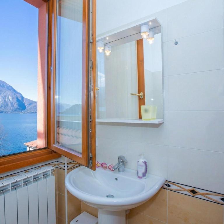 Fontana Del Lago Apartments - Apartment with Terrace - 9