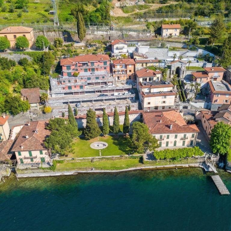 Fontana Del Lago Apartments - Apartment with Terrace - 12