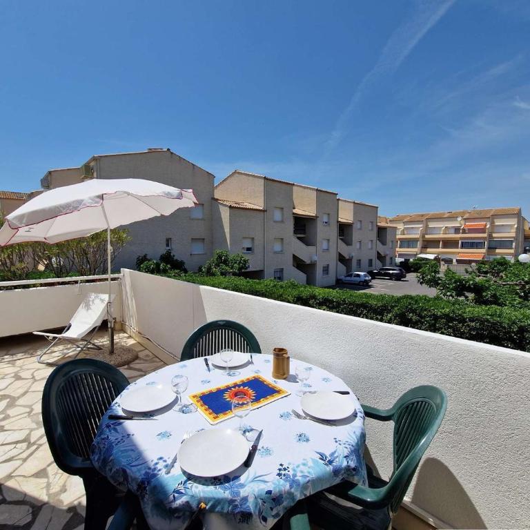 Appartement Climatisé Proche Plage pour 4 pers. avec Terrasse et Parking Privé - FR-1-387-194 - Appartement - 1