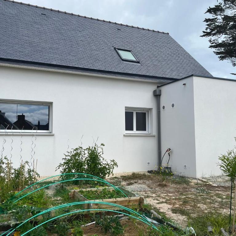 Maison Tamaris avec jardin et clos - Four-Bedroom House - 20