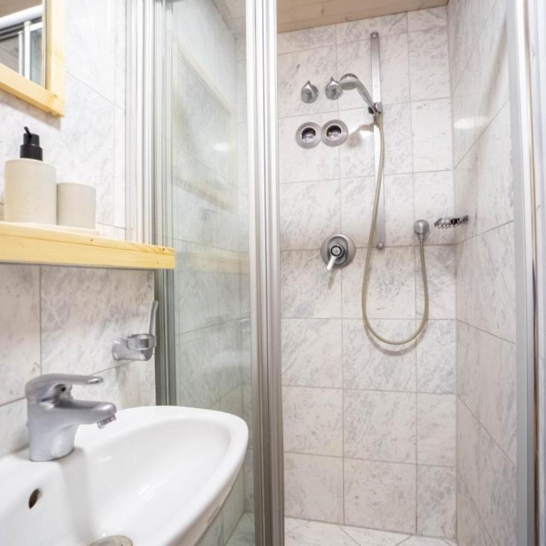 2-Zimmer Ferienwohnung Alpentraum in Farchant - Apartment - 17