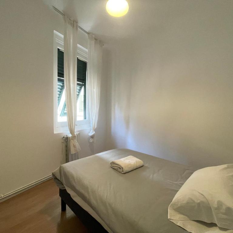 Heart of Genoa - Balcony Amazing Views - 5th Floor - No Elevator - ALWAYS OPEN - Appartamento con 3 Camere da Letto e con Balcone - 14