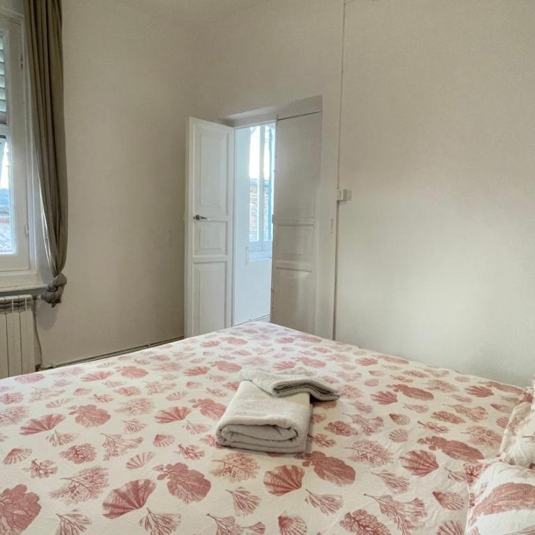 Heart of Genoa - Balcony Amazing Views - 5th Floor - No Elevator - ALWAYS OPEN - Appartamento con 3 Camere da Letto e con Balcone - 18