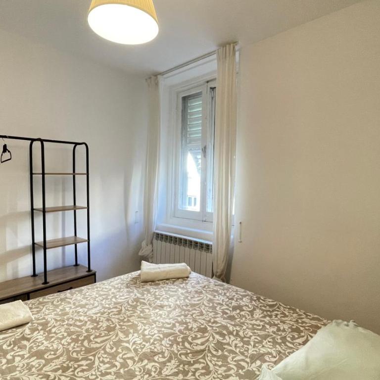 Heart of Genoa - Balcony Amazing Views - 5th Floor - No Elevator - ALWAYS OPEN - Appartamento con 3 Camere da Letto e con Balcone - 21