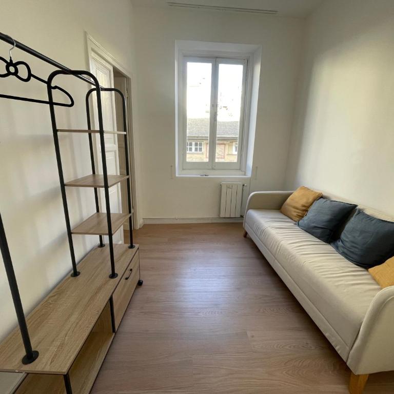 Heart of Genoa - Balcony Amazing Views - 5th Floor - No Elevator - ALWAYS OPEN - Appartamento con 3 Camere da Letto e con Balcone - 25