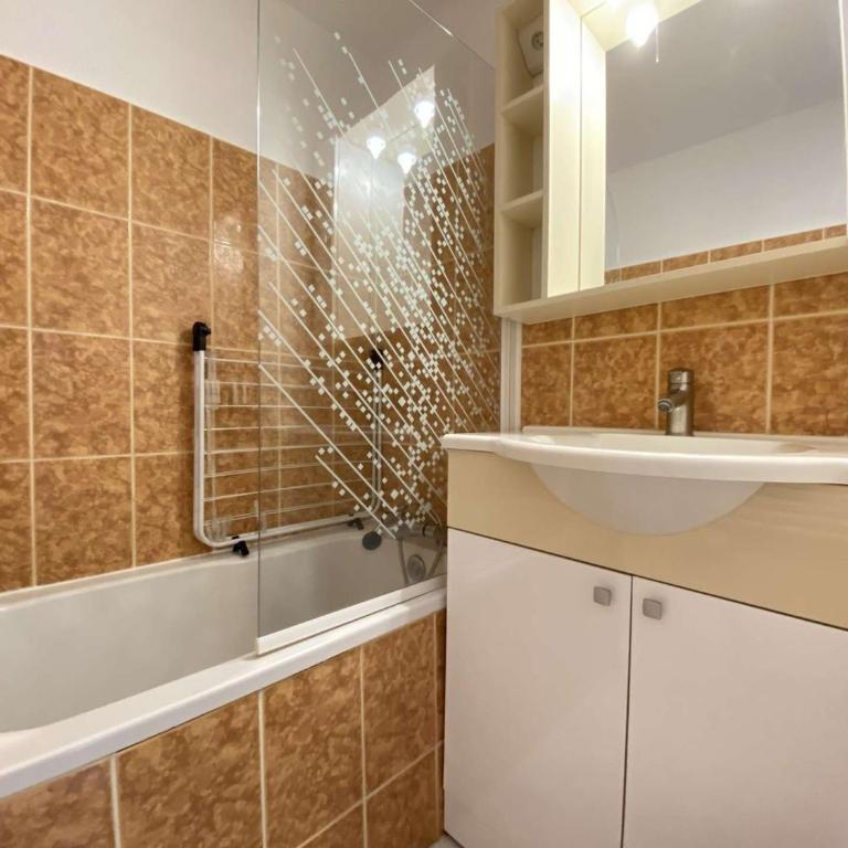 Studio cabine, animaux acceptÃ©s - 4 pers., vue sur pistes - Appartement 1 Chambre - 7