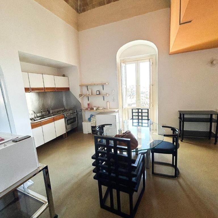 Le Tre Lune Maison - Appartamento Deluxe con 2 Camere da Letto e Balcone - 6