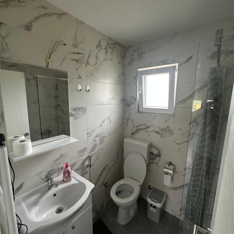 Apartmani Mujkć - Butmir - Apartman sa 2 Spavaće Sobe - 1