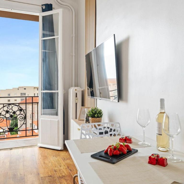 LE RIVA - Studio Hyper Centre - Parking - Wifi - Appartement - 13