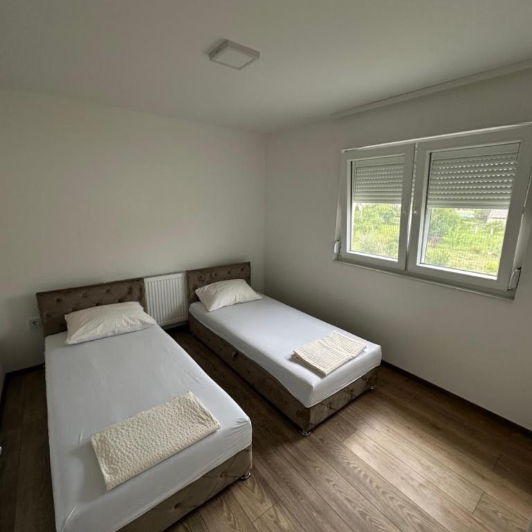 Apartmani Mujkć - Butmir - Apartman sa 2 Spavaće Sobe - 2