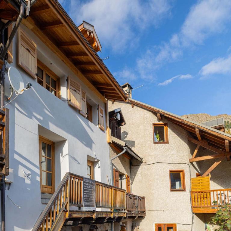 Triplex rénové au coeur du village avec jardin privé - Appartement 3 Chambres - 7