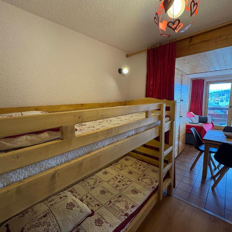 Studio-cabine 1 étoile aux Saisies, 4 personnes, balcon sud - Studio - 10