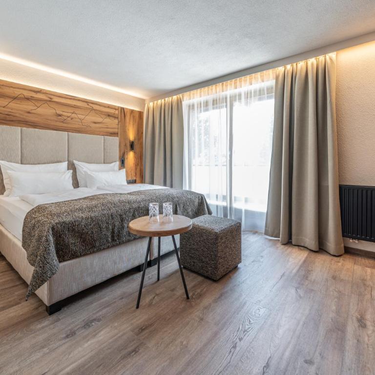Hotel Stern - Deluxe Suite - 1