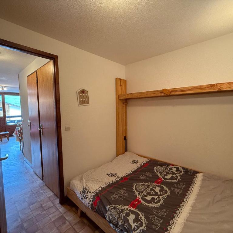 Appartement cosy aux Saisies, 5 pers, 27m², balcon, proche pistes et commerces - Studio - 13