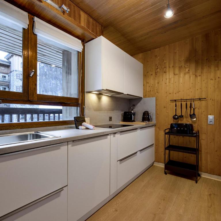Appartement d'Exception au Front de Neige - Balcon Panoramique, Services Inclus - FR-1-567-101 - Apartment - 7