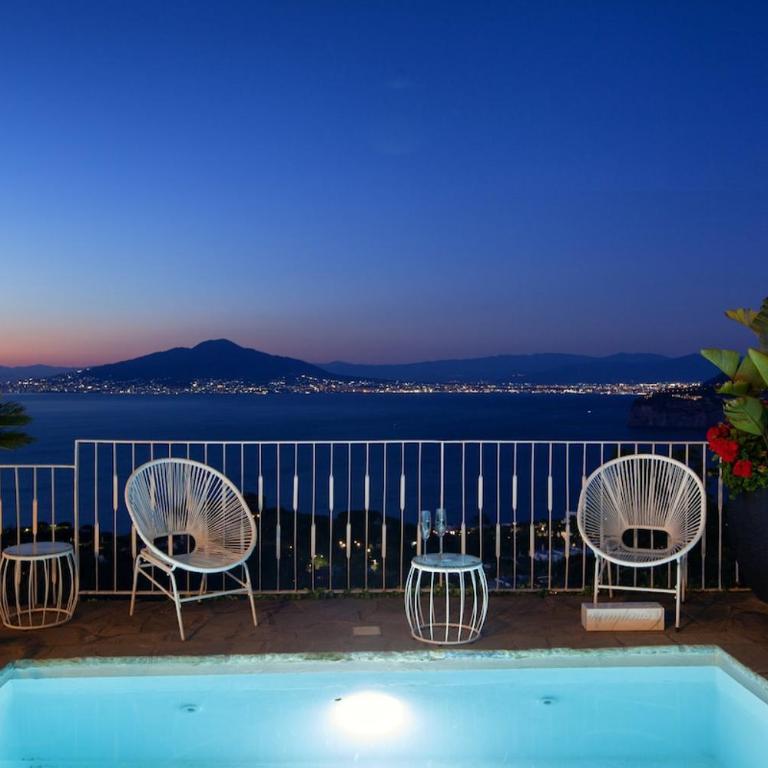 Spacious Sorrento Villa with Pool, Jacuzzi & Panoramic Sea View - Villa - 1