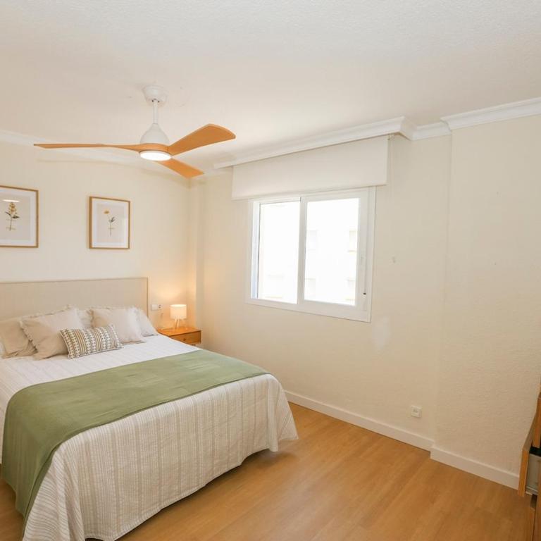 Beachfront Bliss, Terrace & Stunning Sea Views - Two-Bedroom Apartment - 21