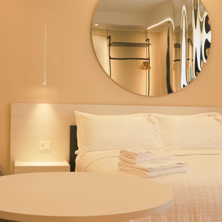 Manoli Luxury Rooms - Camera Matrimoniale Superior - 6