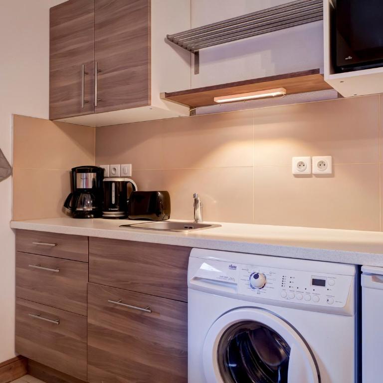 Studio rénové à Brides-les-Bains pour 4 personnes - Studio - 11