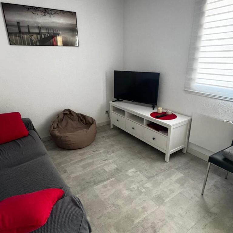 Appartement 2** avec loggia, parking, à 5 min de la plage - Argelès-sur-Mer - FR-1-732-10 - Appartement - 16