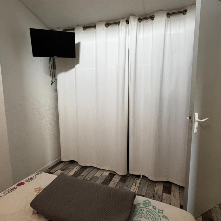 Appartement 2** avec loggia, parking, à 5 min de la plage - Argelès-sur-Mer - FR-1-732-10 - Appartement - 22