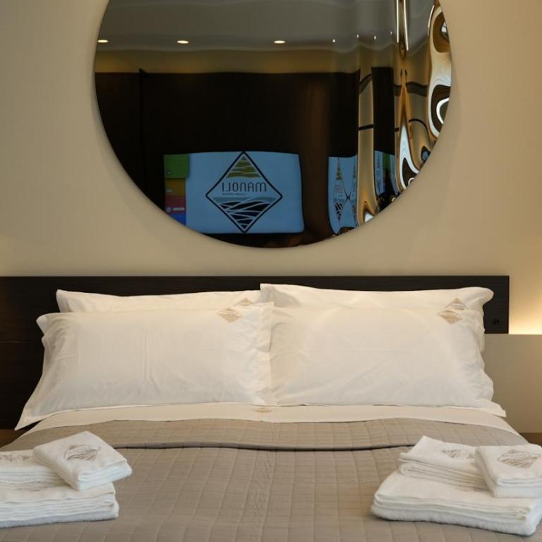 Manoli Luxury Rooms - Camera Deluxe - 1